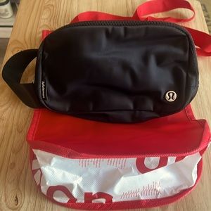 Lululemon Everywhere Belt Bag. Black.